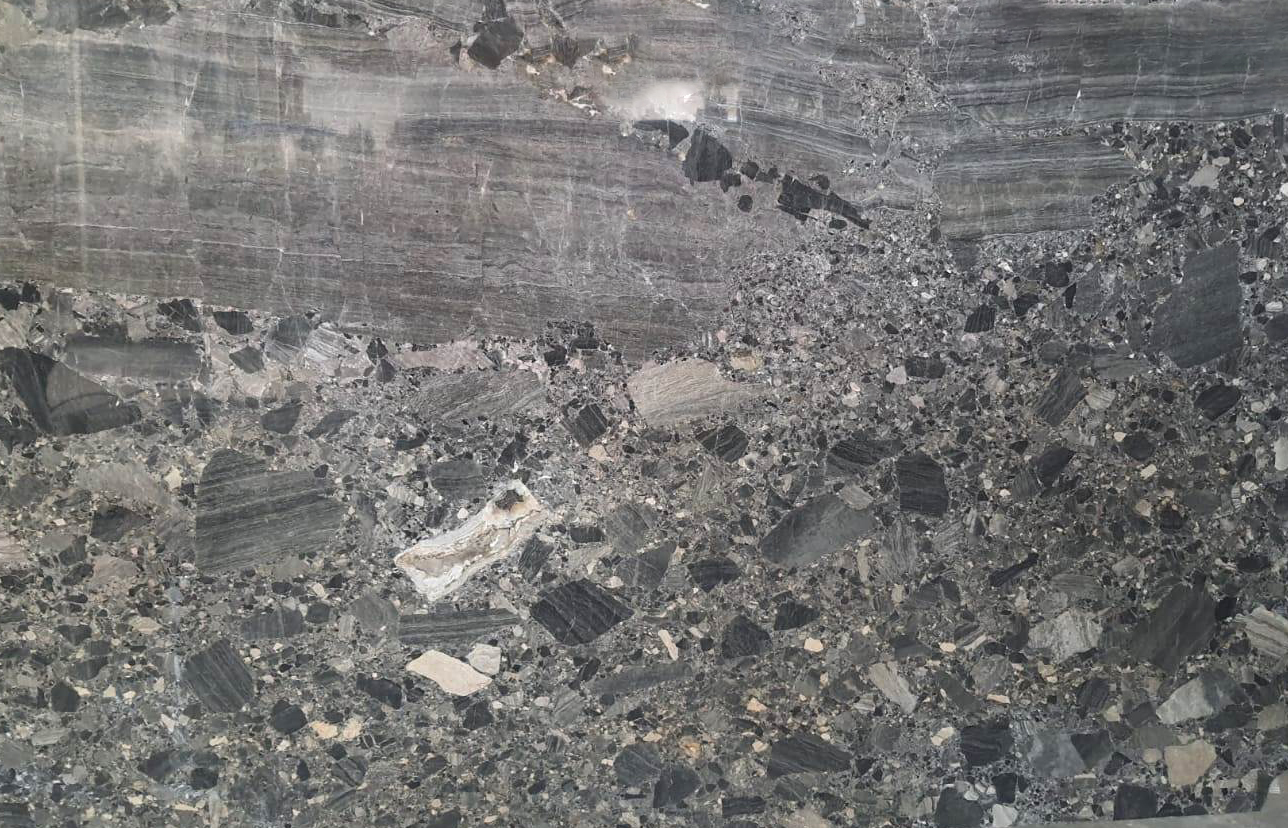 BRECCIA BLACK